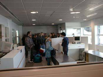 Filipineza @ customs